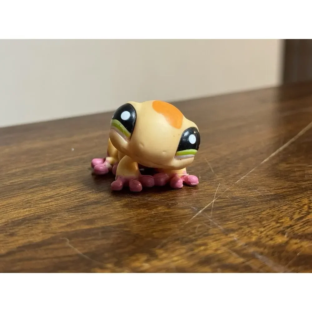 Littlest Pet Shop LPS Gecko #1365 Yellow Orange Pink Authentic Hasbro